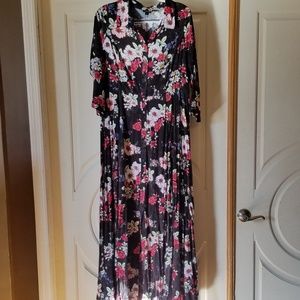 Black floral torrid maxi dress 1x
